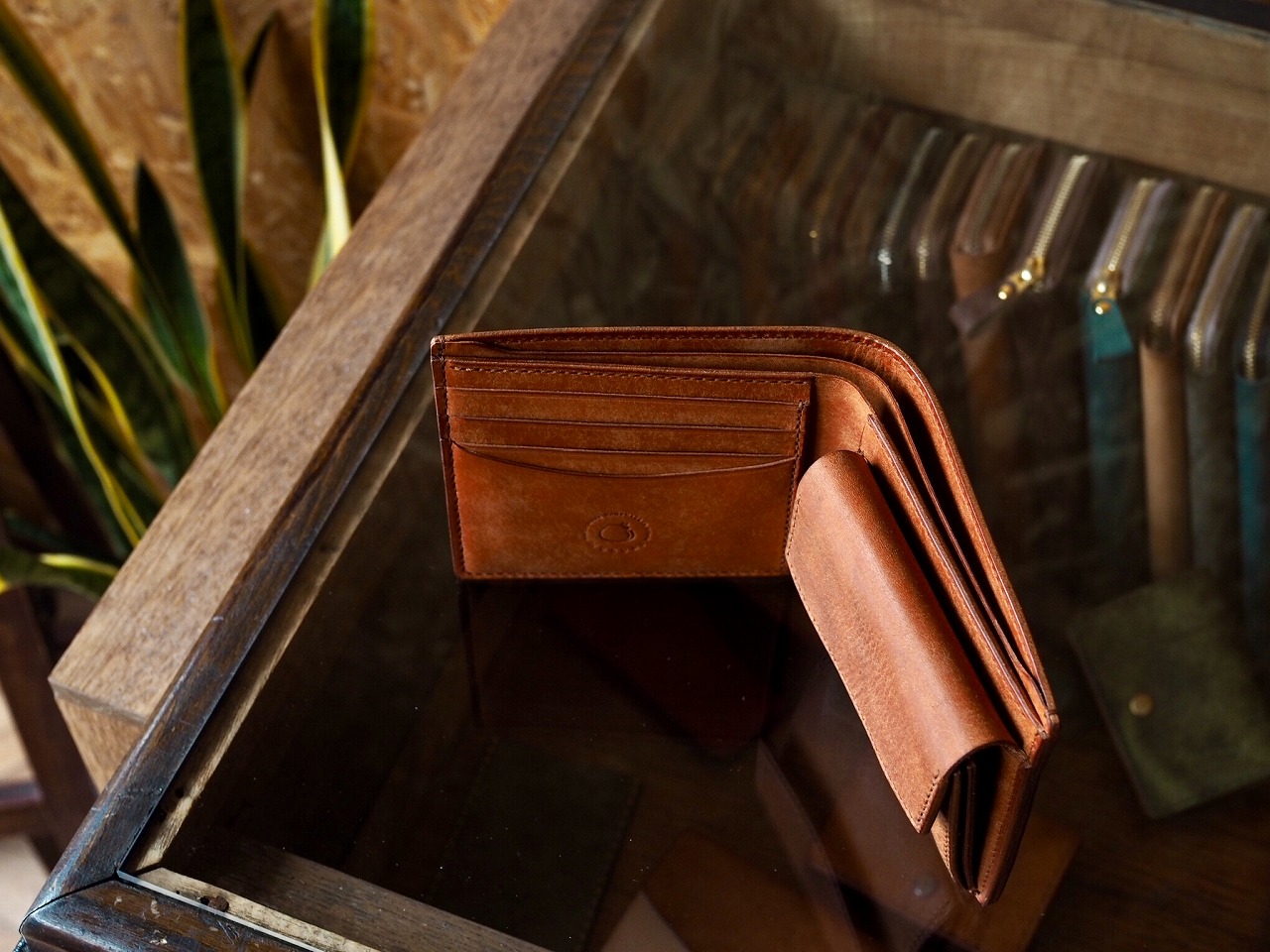 プエブロレザー 二つ折り財布 | 革工房むくり 革小物販売・オーダーメイド